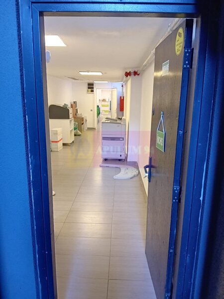 Spatiu Demisol 106 mp | Intrare Separata + Toate Utilitatile Incluse